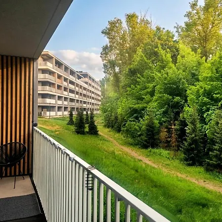 Praga Prestige Apartment, Balcony And Garage Апартаменти *