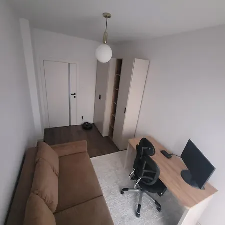 Praga Prestige Apartment, Balcony And Garage 公寓 华沙