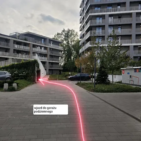 Praga Prestige Apartment, Balcony And Garage 公寓 华沙