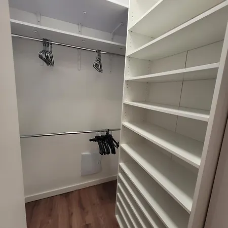Praga Prestige Apartment, Balcony And Garage Апартаменти Варшава